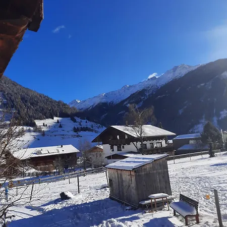 Apartment Obenfigerhof Kals am Grossglockner